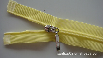 中國拉鏈十大知名品牌 安徽尼龍拉鏈碼裝暢銷海內外，探索三力(福建)拉鏈的卓越之路